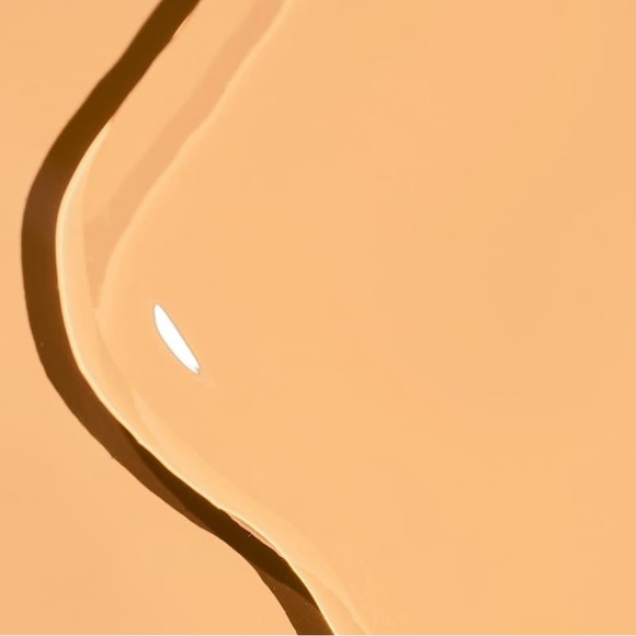 Volition Beauty Hibiscus Unspottable Correcting Facial Oil - Picture 6 of 6